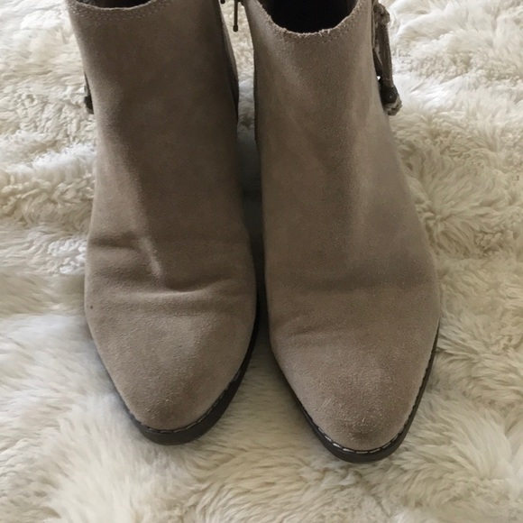Tan booties - Picture 2 of 5